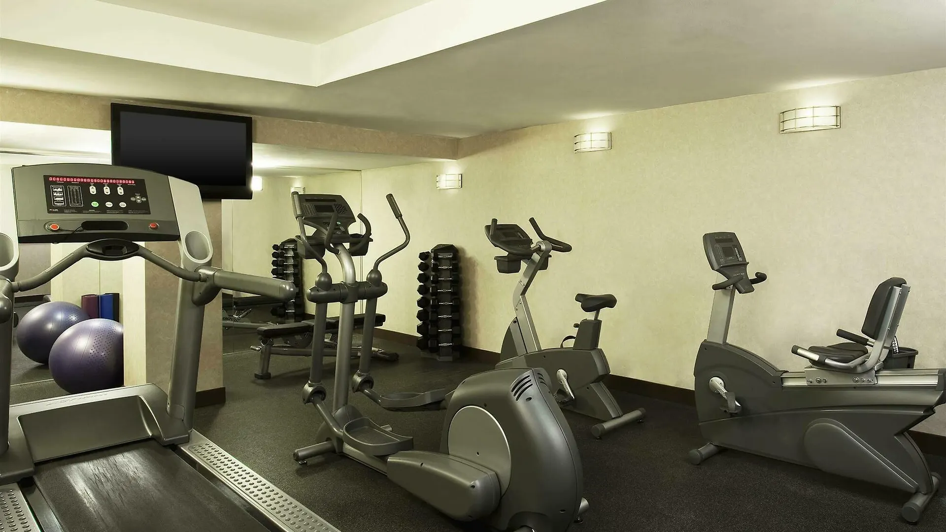 Four Points By Sheraton Manhattan Soho Village New York